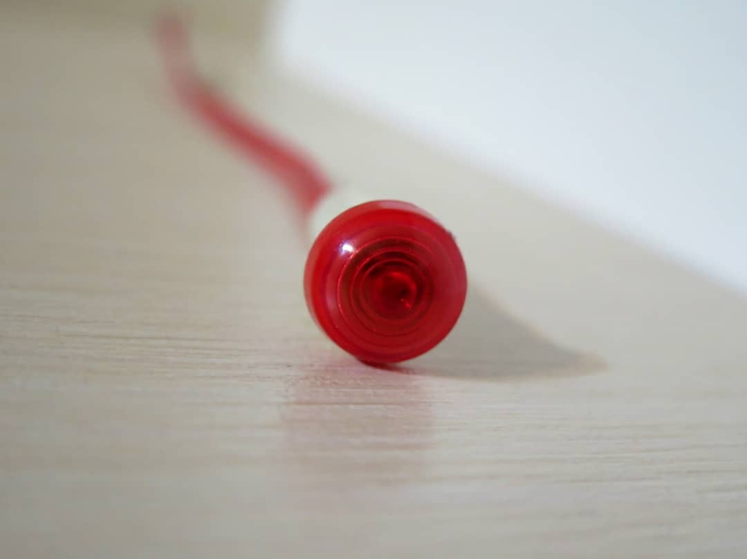 چراغ سیگنال مدل R4